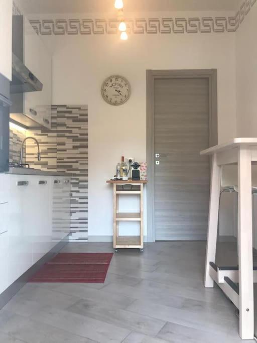Premium Apartment With Parking Ciampino Luaran gambar