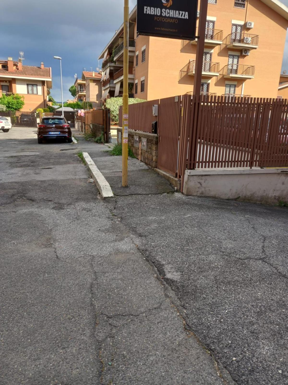 Premium Apartment With Parking Ciampino Luaran gambar