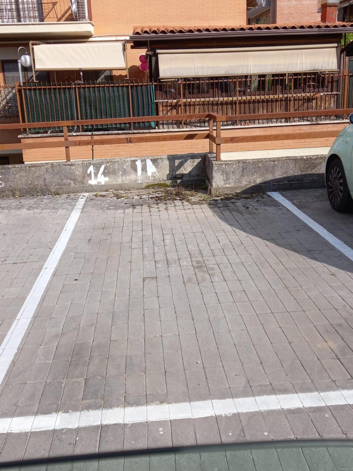 Premium Apartment With Parking Ciampino Luaran gambar